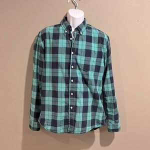 Aeropostale men’s button down size Large.